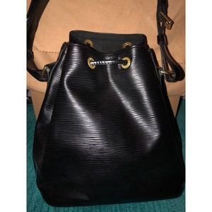 LOUIS VUITTON Petit Noé Satchel Bag